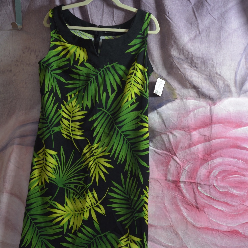 Summer Dress Shift Style Sz 14 NWT